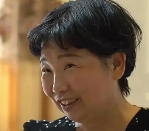 郭威|杜新枝：说郭威自己租房住是胡说八道，家是讲爱的地方
