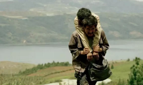 相声|14年前，有谁注意赵本山身边的小龙套，今已成为相声界的“一哥”