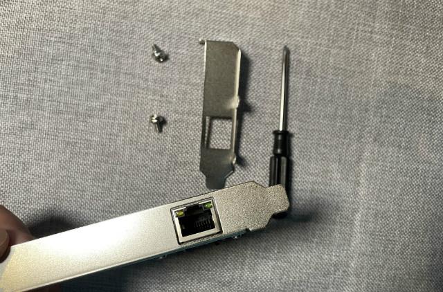 5G|价格不到百元 网速提升2倍以上 翼联2.5G网卡评测