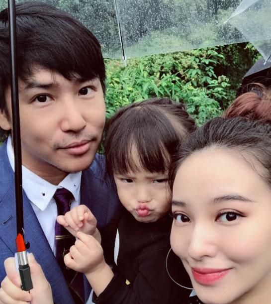 赵丽颖|2021明星扎堆离婚，佟丽娅夫妇意料之中，赵丽颖冯绍峰好可惜