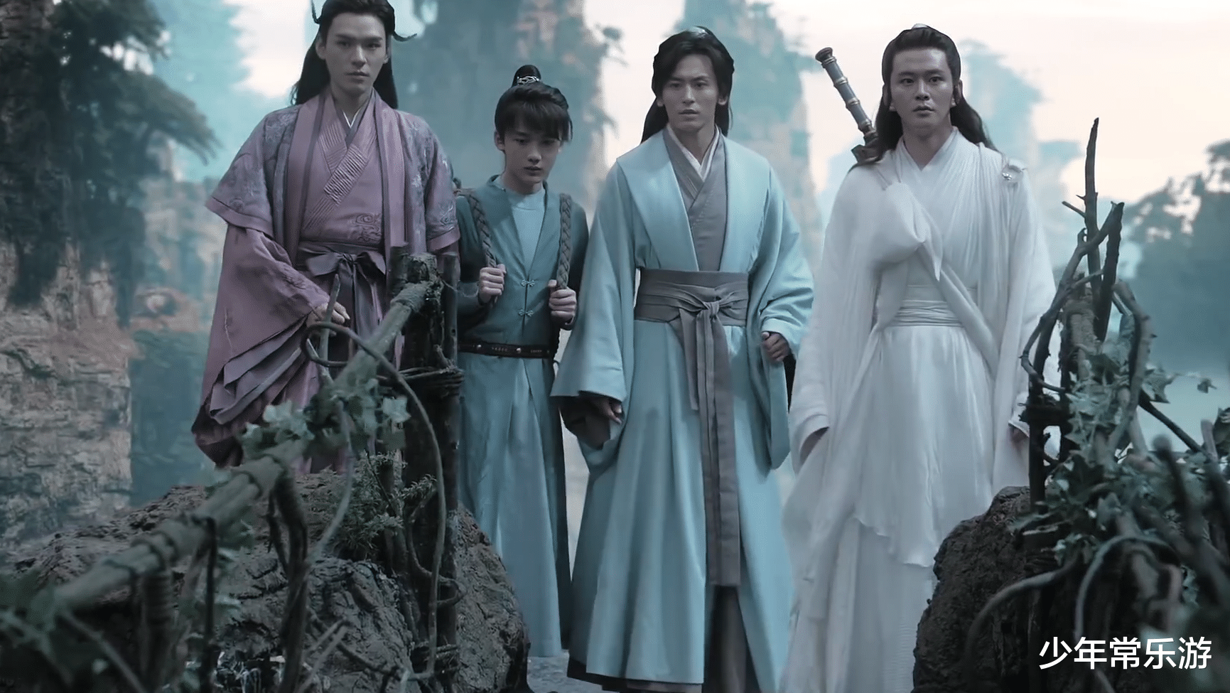 叶白衣|山河令:龙渊阁少主吟的诗是什么意思,为什么惹得叶白衣叫他闭嘴