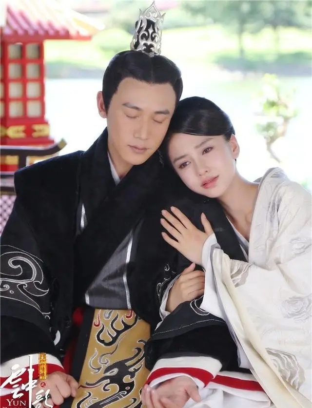 Angelababy|杨颖情人节发文，疑似回应已经离婚？