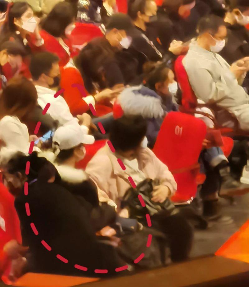 杨紫|肖战如梦之梦舞台剧北京巡演！杨紫送花又现身支持！