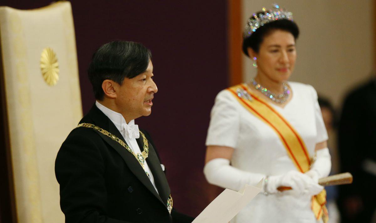朱小贞 为什么日本天皇选妃子的要求我们接受不了？