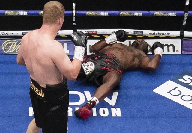 懷特|泰森富里：懷特、烏西克等人都是廢物笨蛋，無(wú)論誰(shuí)和我交手都被KO