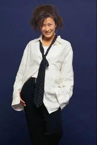 不归路|昔日TVB花旦如今去教英语？陈慧珊的人生比电视剧还爽