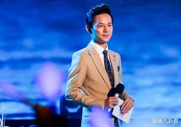 蔡依林|撑起快本走过23年,风光过后的何炅屡次翻车,随着快本一起没落?