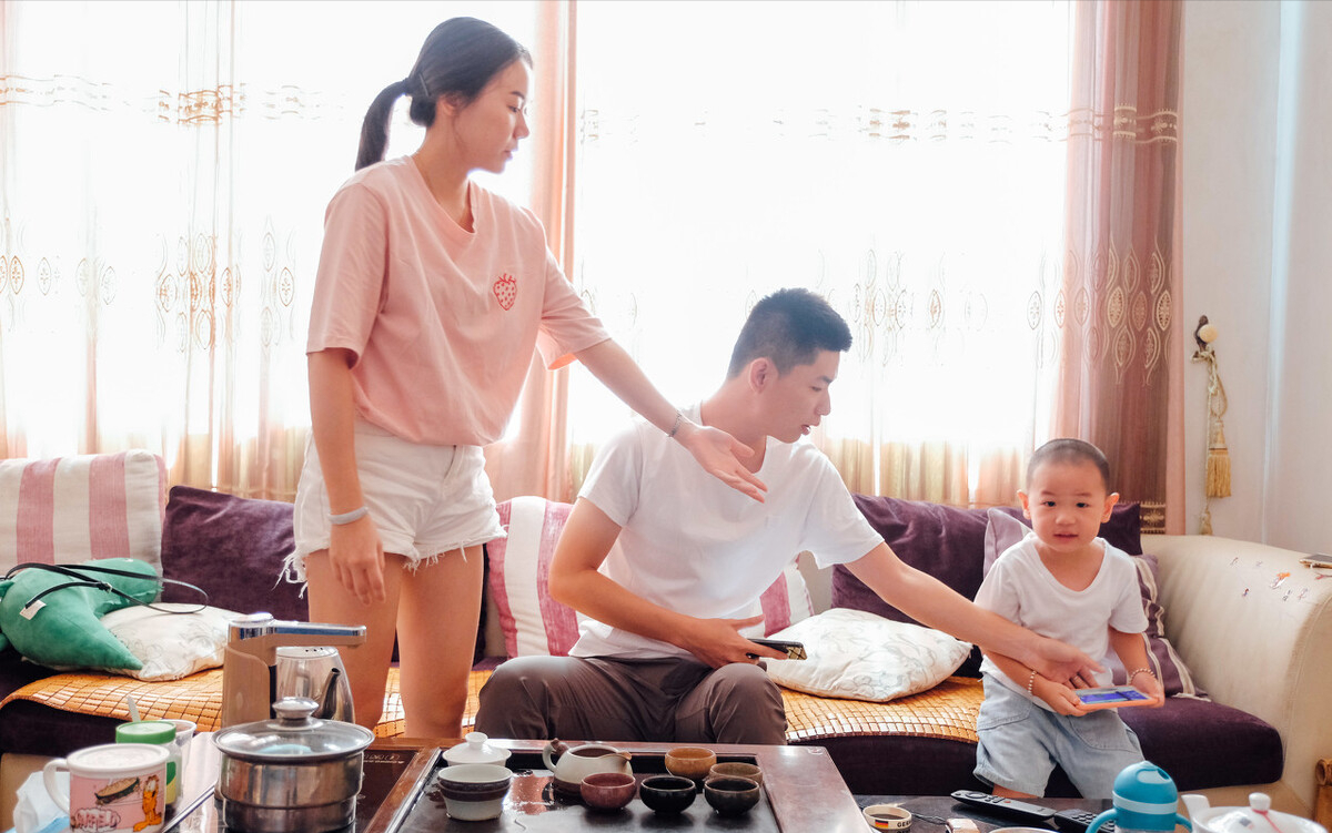 子莘情感屋|一位58岁阿姨的自述：跟儿女保持一碗汤的距离，是一个错误