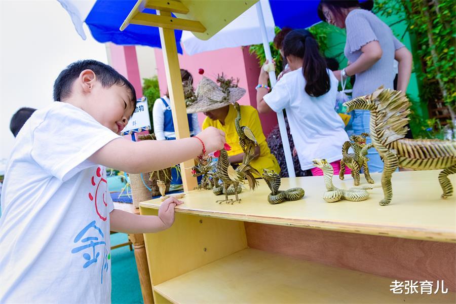 老张育儿|五岁男孩被幼儿园多次劝退，老师直言：我不是保姆，没有义务照顾