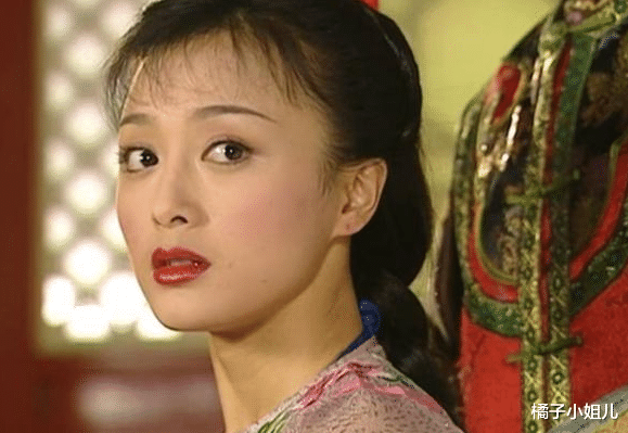 小燕子|刚嫁给永琪时，谁注意到知画的睡姿？不愧是个聪明的女人