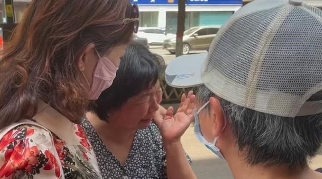 |日常打脸！杜新枝晒出无房证明后又光速打脸，网友嘲讽：人才啊！