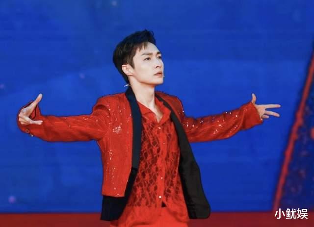 张艺兴|倒计时7天，央视跨年、梦幻嘉年华，张艺兴跨年夜又“放大招”