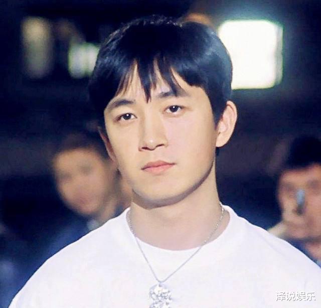 布兰妮·斯皮尔斯|《云南虫谷》停播真因引争议，潘粤明发文暗示结果，网友：无可奈何