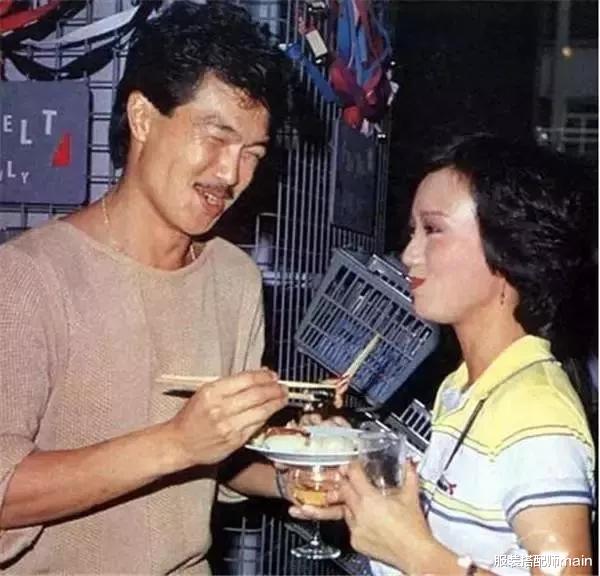 服装搭配师main|38岁演白蛇成荧屏经典,67岁气质超赞,这才叫岁月从不败美人