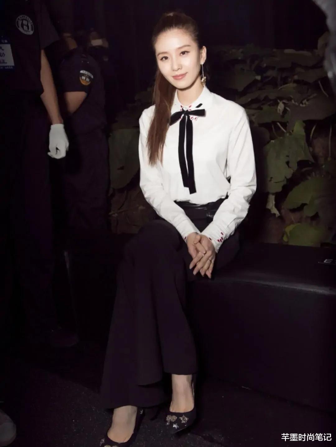 刘诗诗|婚后的刘诗诗愈发成熟，白衬衫配阔腿裤，穿出职场女强人的气场