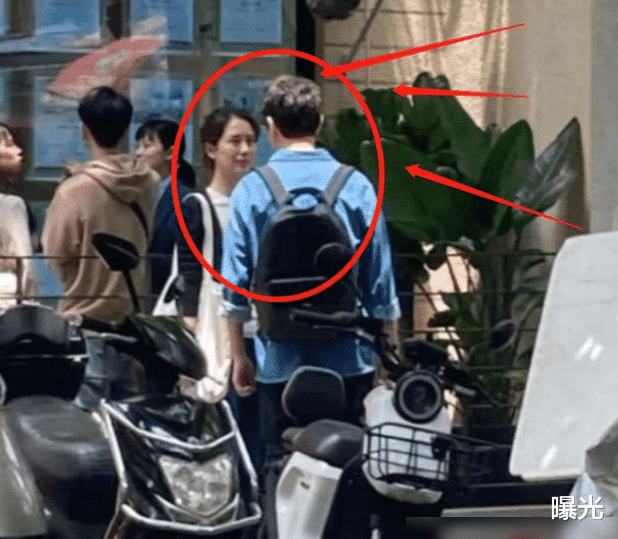 赵丽颖|冯绍峰被坑惨了？离婚20天后，赵丽颖喜讯传来，何老师真没说错