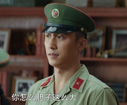 英雄岁月之王牌部队|没想到吧,《王牌部队》黑粉们的“遮羞布”是被人民日报给扯掉的