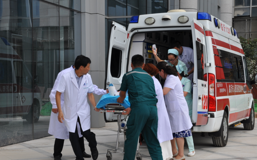 高血脂|六旬老人查出肝癌,不幸离世,医生坦言:“1电饭煲”常用,铁铸的肝也难抗