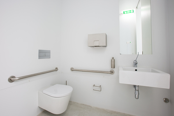 一叶浮沉|壁挂式马桶PK落地式马桶优势在哪里?适合哪些家庭使用?