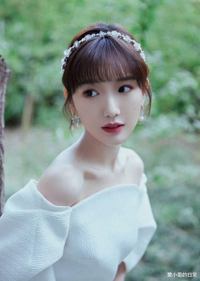 黄小菊的日常|33岁毛晓彤演技炸裂,“分享”的防晒霜便宜好用,打着灯笼也难得