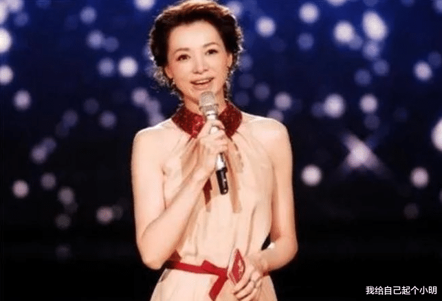 董卿|董卿含泪公开儿子生父，身份果然不一般，原来是我们都熟悉的他！