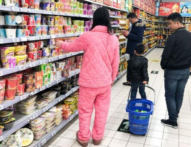 建议大家：逛超市遇到3样“尴尬”物品，别犹豫，个个实用又便宜