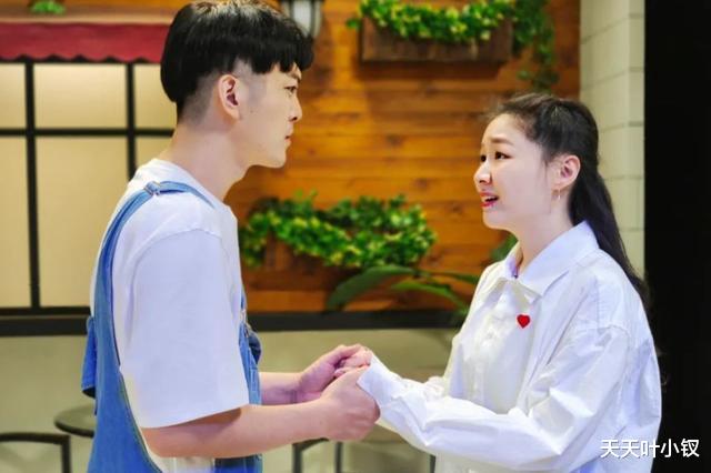 金靖|一年一度喜剧大赛，你看看是谁，把金靖变得又美又正常的？