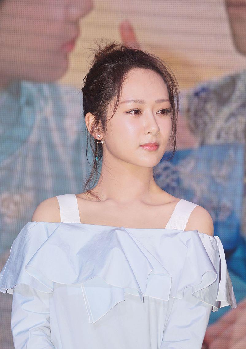 杨紫|杨紫官宣和平分手！粉丝拍手叫好：6年了，她终于自由了！