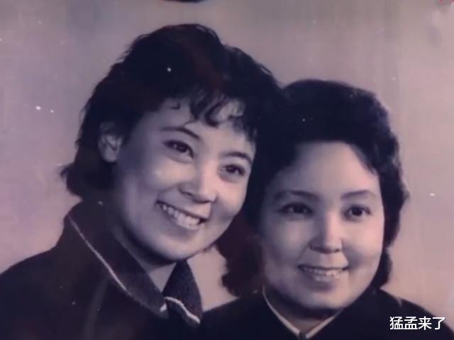 超能一家人|方青卓：与小丈夫的争吵和泪水中，儿子一句话刺痛了她的心