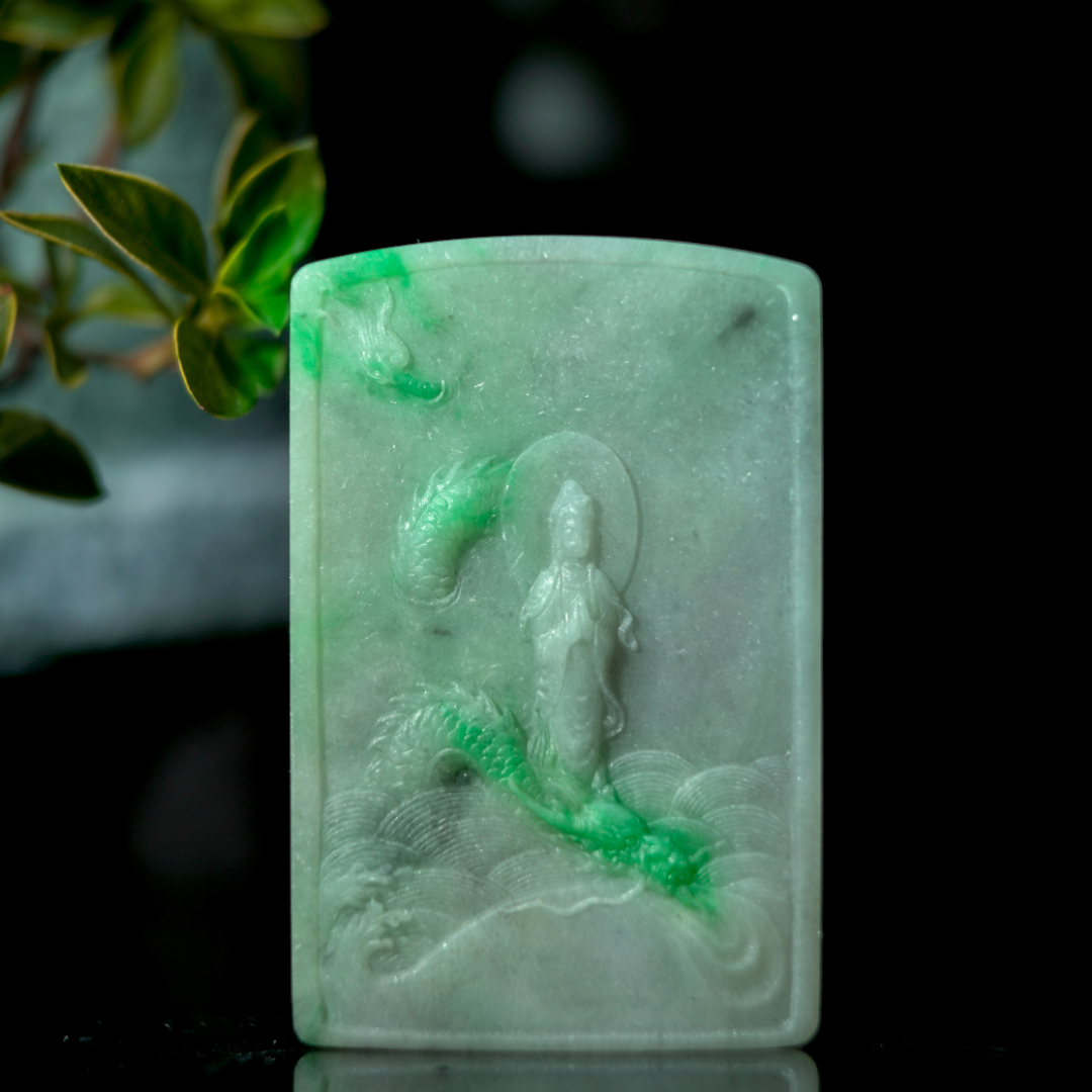 玉雕|平平无奇废料经玉雕师堪堪几笔雕乘龙观音后惊艳四座，大杀四方！