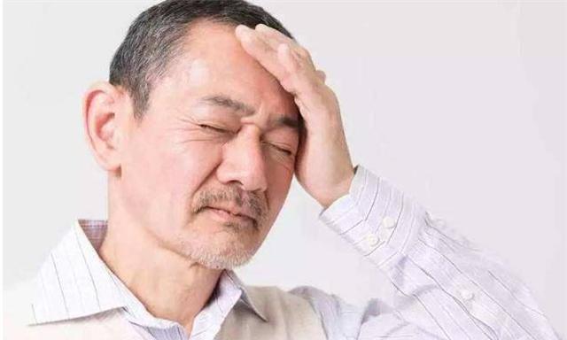 铠甲护士|血脂偏高的人，该如何注意饮食？听医生怎么说