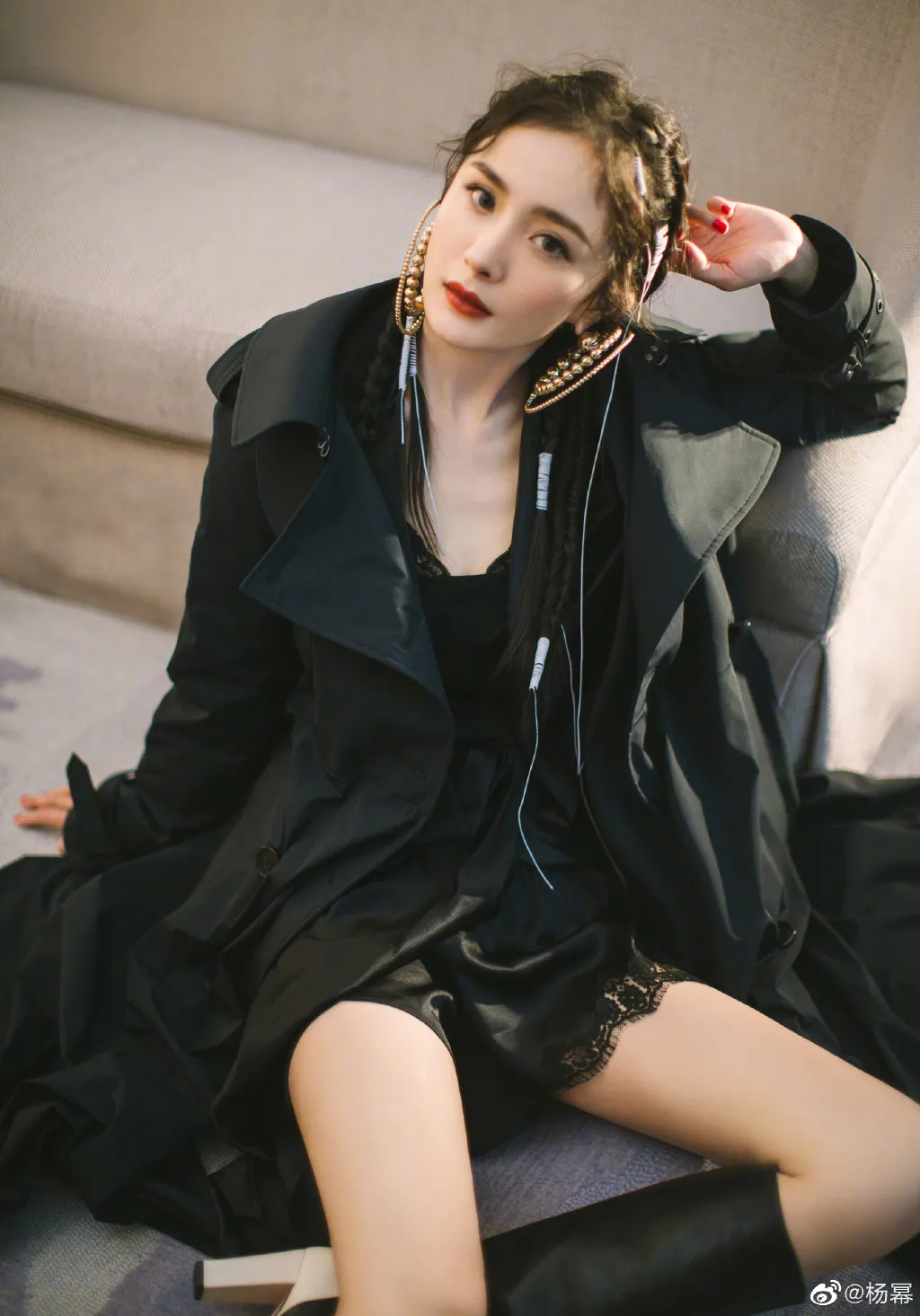 杨幂|杨幂再被抛弃：不要我，你好自为之！?