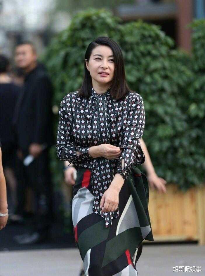 郭晶晶|郭晶晶上综艺节目，说自己会做饭但少做，对孩子非常关心照顾