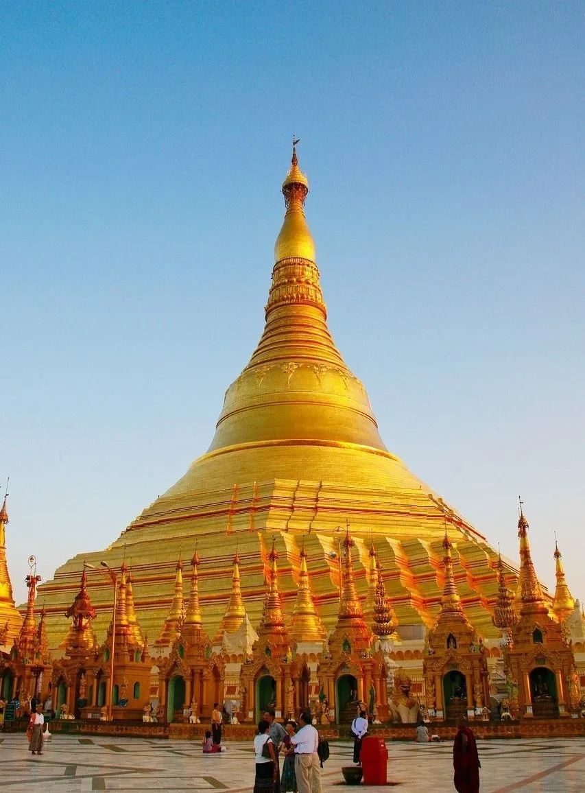 银币|翡翠、琥珀、宝石......知道为什么中缅国界线是“最贵国界线”吗？