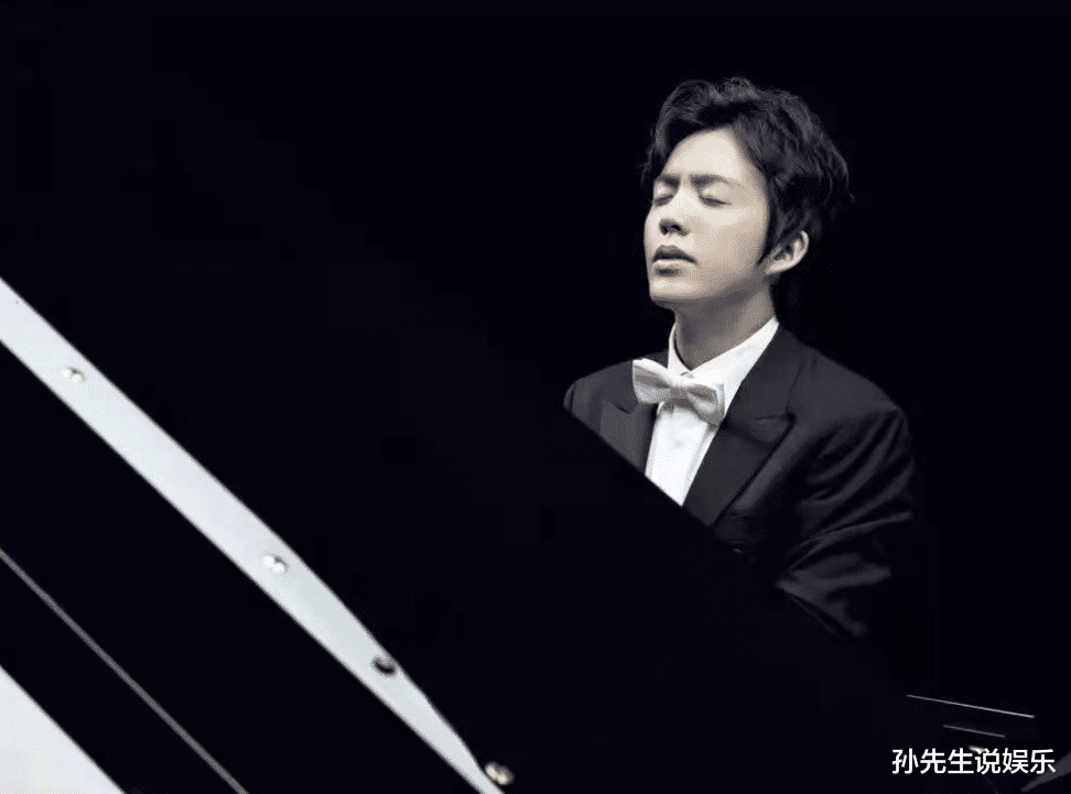 李云迪|李云迪被拘后续：81岁恩师怒挂电话，王力宏上线欲言又止