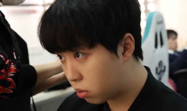 高天亮|FPX大胜后，Tian赛后的一句话让人心酸，比起Kanavi确实有差距