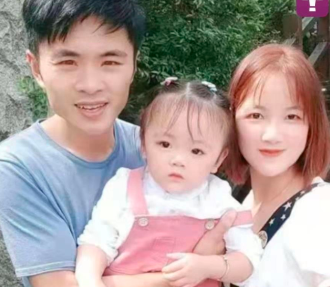 兜妈爱叨叨|“我在楼下等你！”6个月起陪爸爸送餐，外卖箱宝宝长成小仙女