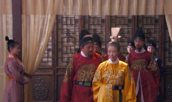 武则天|宰相因写“青鹅”被问斩，百官不明白，武则天：拆开来看