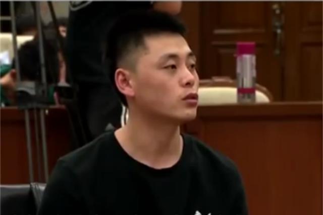  80后母亲嫌吵掐死2岁儿子，男友得知后帮忙埋尸，后来结局如何？