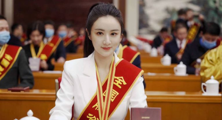 薇娅|选秀冠军、嘻哈主唱、直播一姐，而今被称十三姨，薇娅前途尽毁？