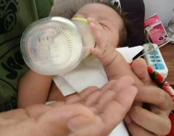 尹汪栎的小世界|有种“马虎”叫开水烫奶瓶，看似十分干净卫生，实则坑娃于无形