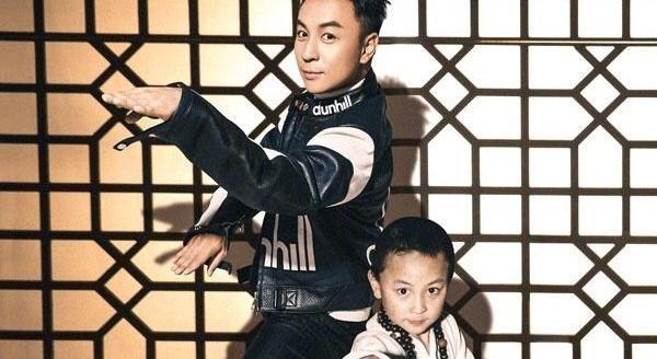 释小龙|释小龙晒出一张童年照，却无意间透露了家境