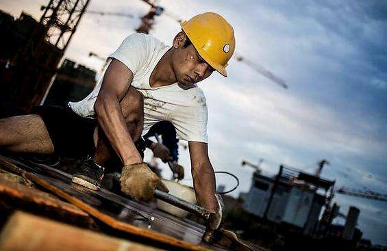 胃癌|吃一次等于十斤辣椒，39岁民工胃癌离世，医生叹息：1“物”怎能天天吃