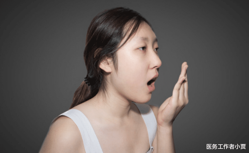 肝脏|“晨起”后有4个异常，十有八九是肝硬化征兆，1个不占，值得恭喜