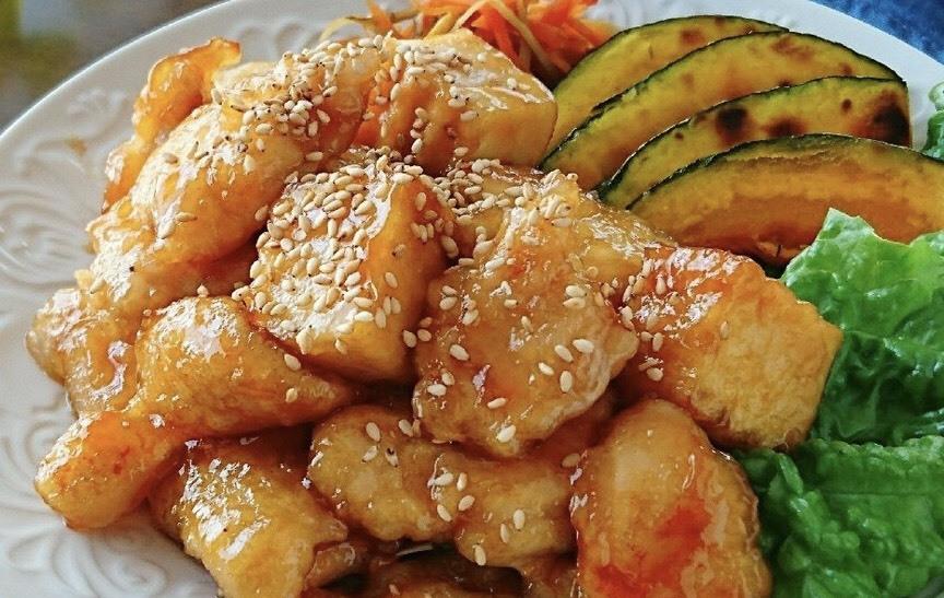 制服|天热怕胖的人请吃它，简单一腌一煎，又鲜又嫩真解馋，才几元一斤