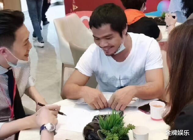 刘雨昕|偷电瓶车的网红周立齐实现人生逆袭！不仅买了房，还找了漂亮女友