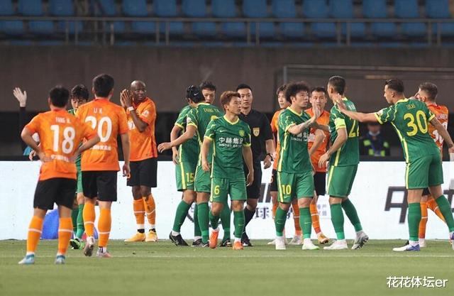 豪门|0-2！降级热门诞生！3亿豪门大爆发：2轮6分苏醒，杀进积分榜前4