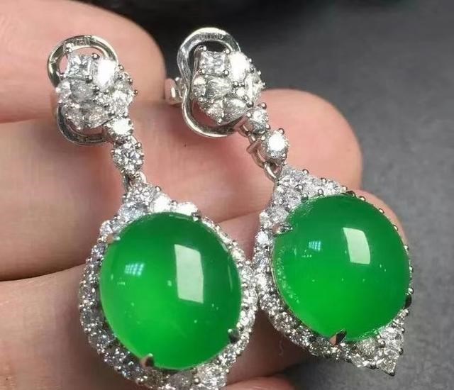 新疆维吾尔自治区|美玉天下,国石无双——和田玉未来前景预测与收藏白皮书