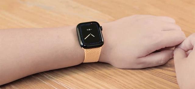 华为鸿蒙系统|Apple Watch Series 7 的大屏幕，能带给我们多少「大不同」？