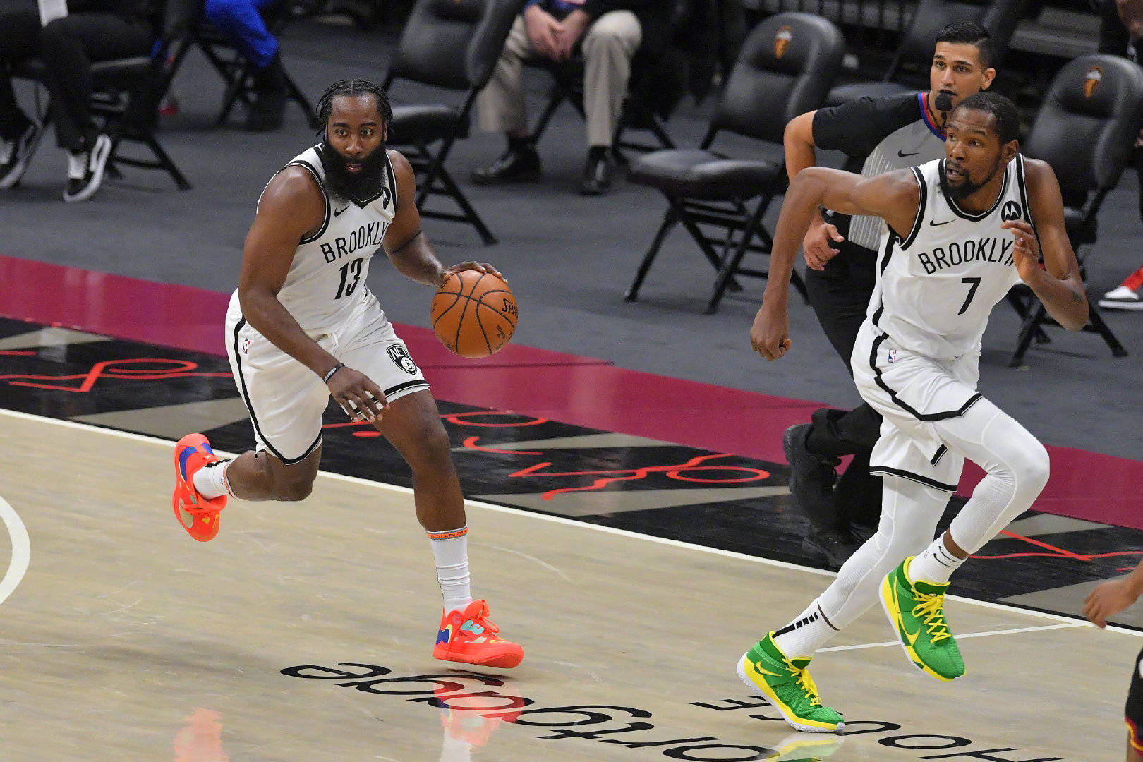 籃網(wǎng)隊|籃網(wǎng)爆冷輸球上熱搜，對手道出贏球秘訣，他們的關鍵人物不是杜哈